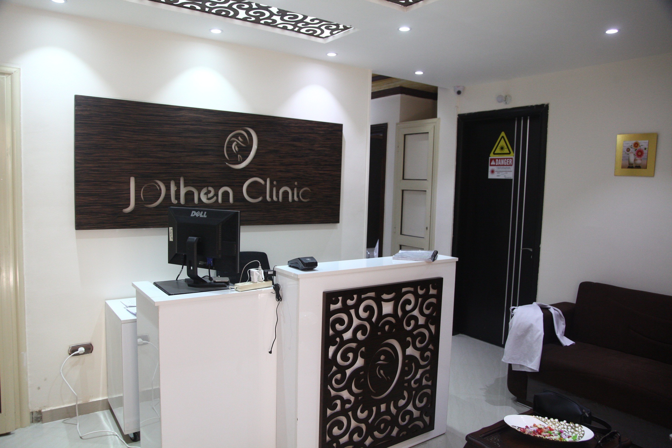 Jothen Pyramids branch - Elegant reception area for laser hair removal clinic